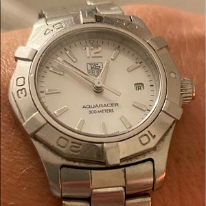 Aquaracer White Mother of Pearl Dial Ladies (used) very nice watch